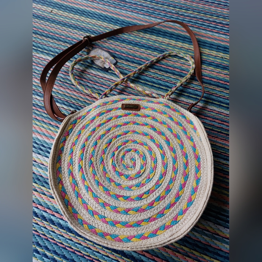 Colorful Spiral Woven Shoulder Bag
